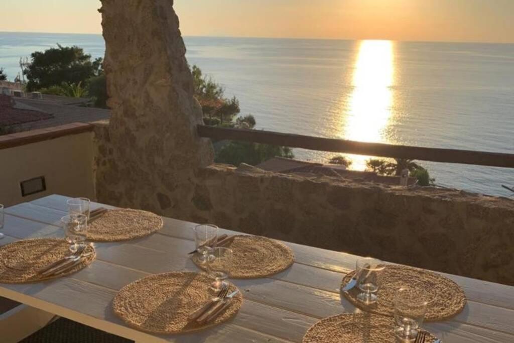 Boutique Apartment With Beach Within Walking Distance, Near Tropea Parghelia Exterior foto