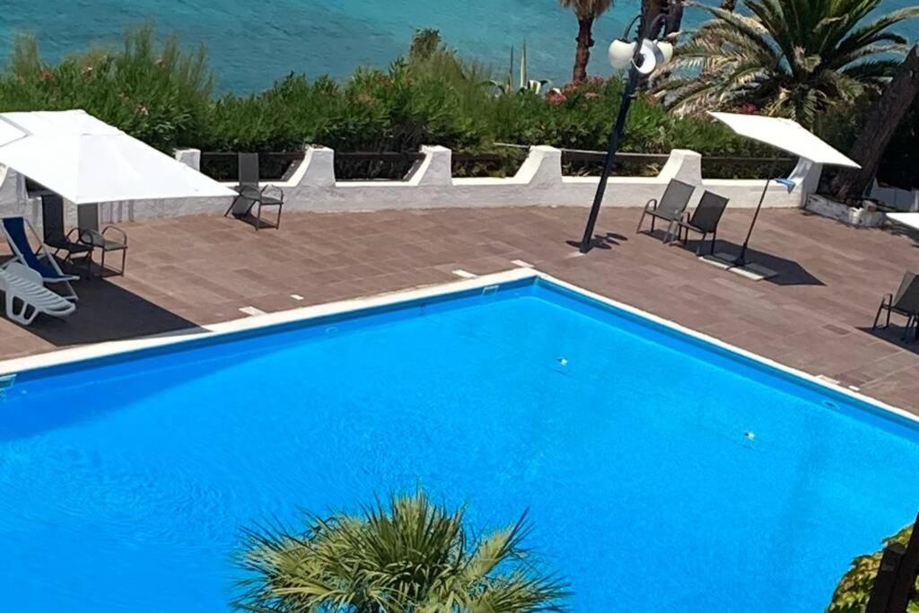 Boutique Apartment With Beach Within Walking Distance, Near Tropea Parghelia Exterior foto