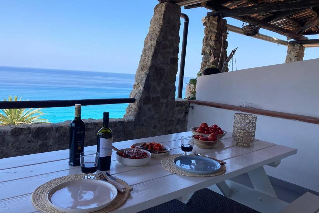 Boutique Apartment With Beach Within Walking Distance, Near Tropea Parghelia Exterior foto
